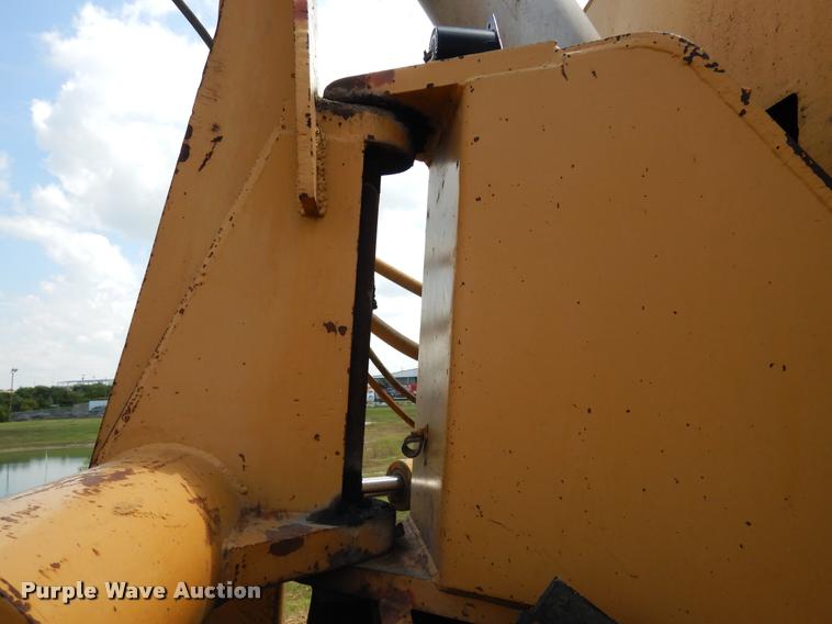 image for item DC5995 1986 Caterpillar PR-450 cold milling machine