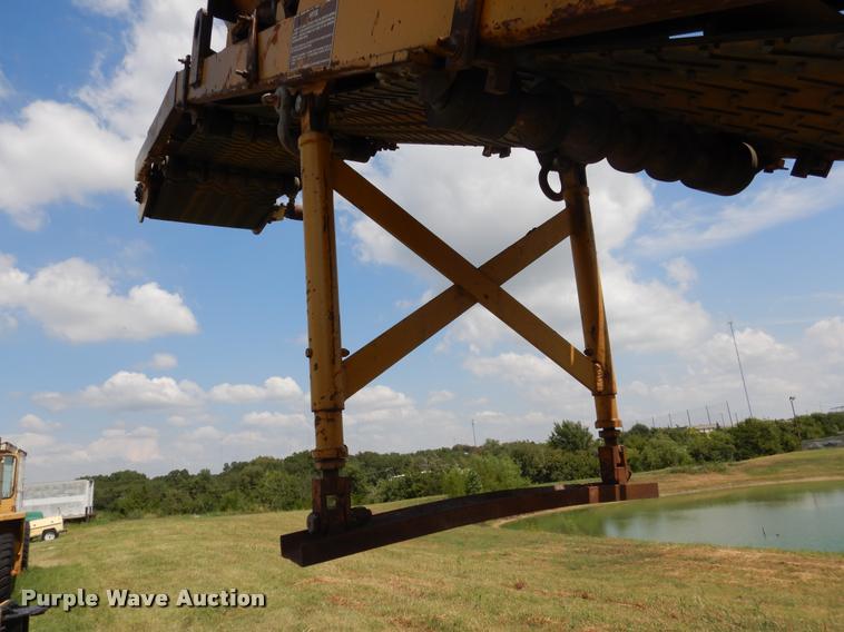 image for item DC5995 1986 Caterpillar PR-450 cold milling machine