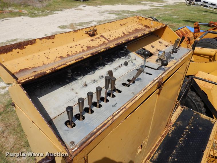 image for item DC5996 1989 Caterpillar PR-450 cold milling machine