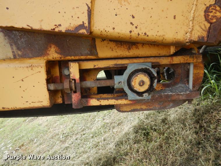 image for item DC5996 1989 Caterpillar PR-450 cold milling machine