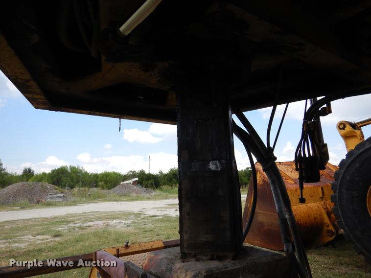 image for item DC5996 1989 Caterpillar PR-450 cold milling machine