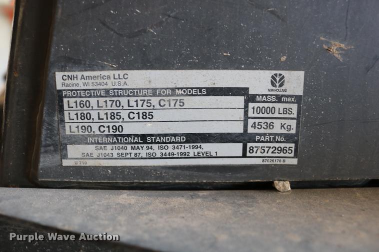 image for item DD0176 2009 New Holland L175 skid steer