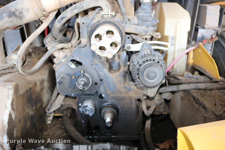 image for item DD0176 2009 New Holland L175 skid steer