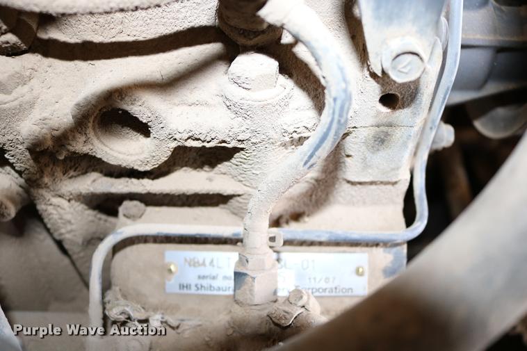 image for item DD0176 2009 New Holland L175 skid steer