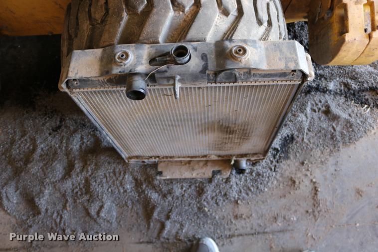 image for item DD0176 2009 New Holland L175 skid steer