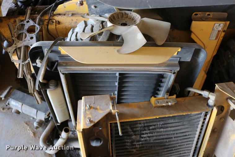 image for item DD0176 2009 New Holland L175 skid steer