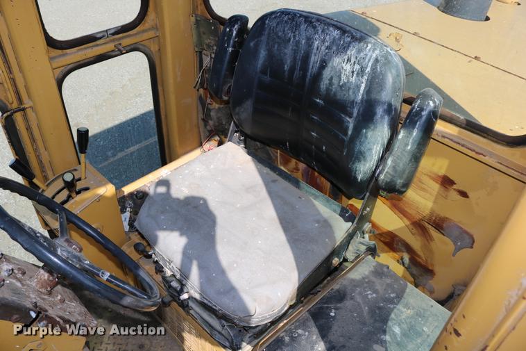 image for item DD0225 1982 Galion A500 motor grader