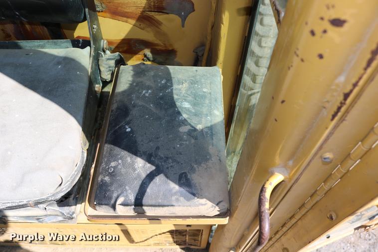 image for item DD0225 1982 Galion A500 motor grader