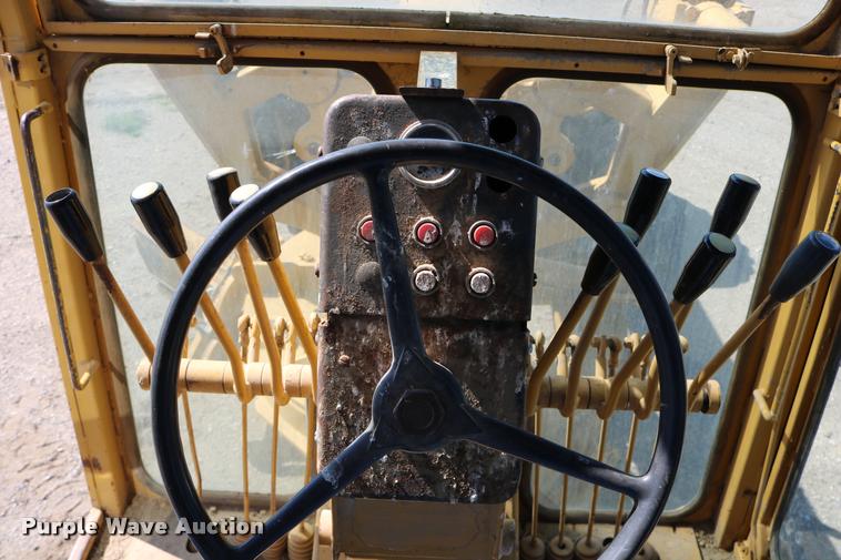 image for item DD0225 1982 Galion A500 motor grader