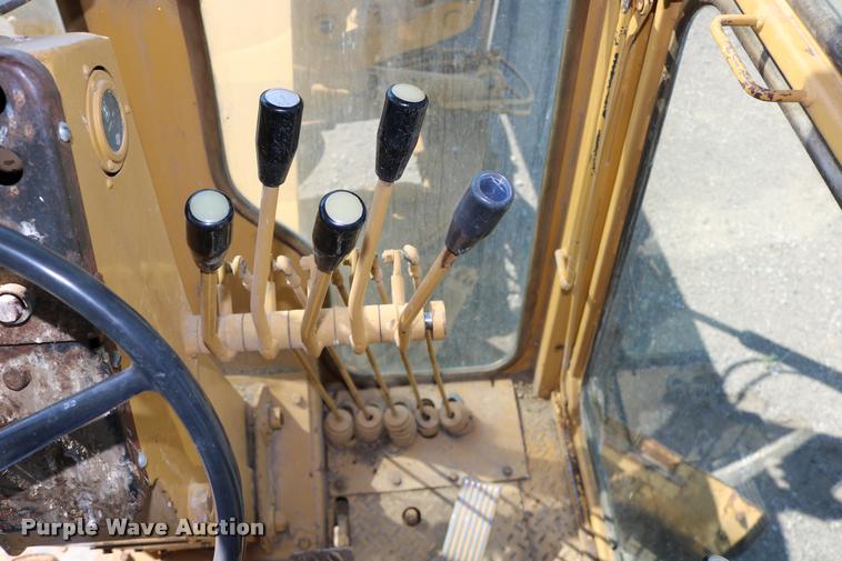 image for item DD0225 1982 Galion A500 motor grader