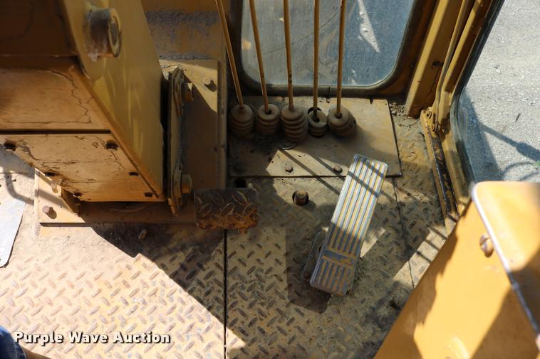 image for item DD0225 1982 Galion A500 motor grader