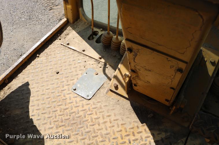 image for item DD0225 1982 Galion A500 motor grader