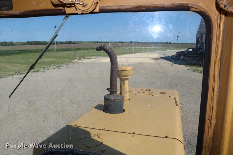 image for item DD0225 1982 Galion A500 motor grader