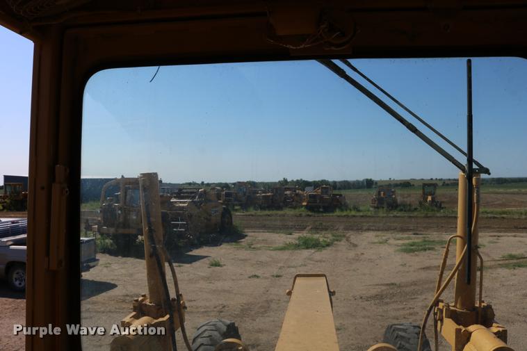 image for item DD0225 1982 Galion A500 motor grader