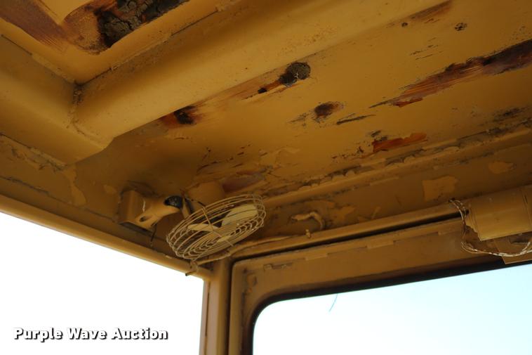 image for item DD0225 1982 Galion A500 motor grader