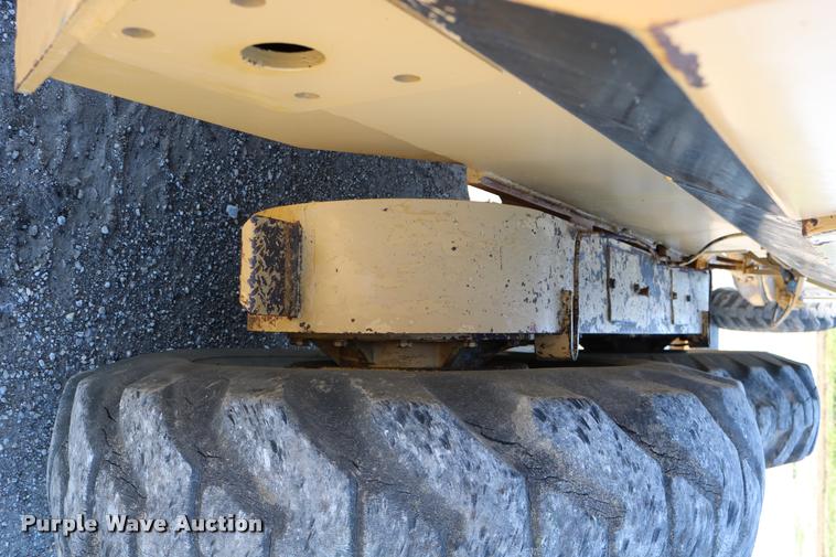 image for item DD0225 1982 Galion A500 motor grader