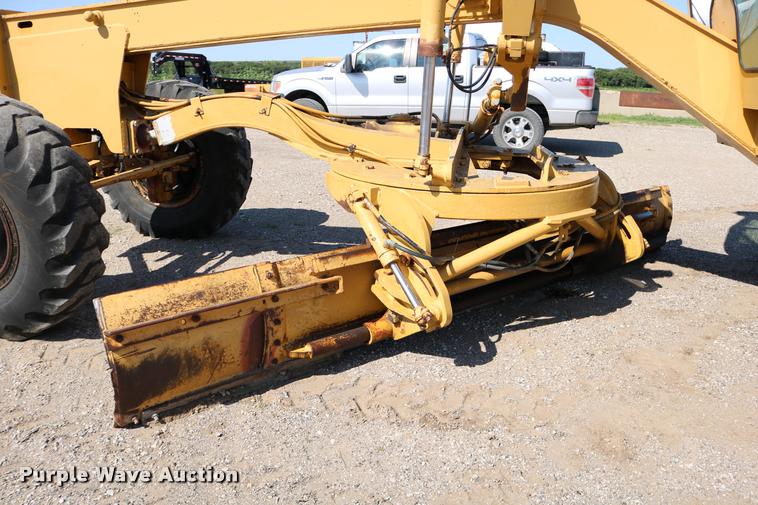 image for item DD0225 1982 Galion A500 motor grader