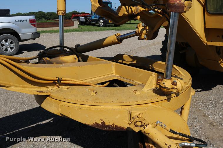 image for item DD0225 1982 Galion A500 motor grader