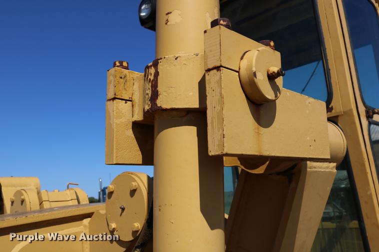 image for item DD0225 1982 Galion A500 motor grader