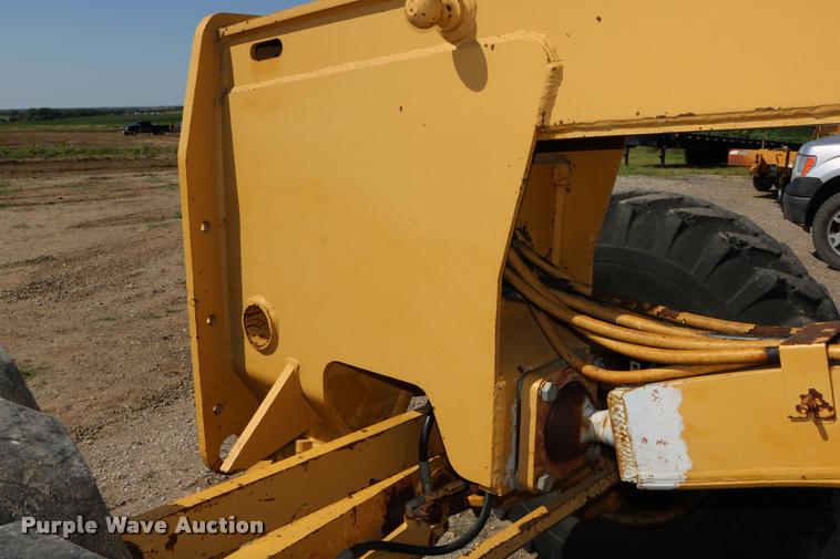 image for item DD0225 1982 Galion A500 motor grader