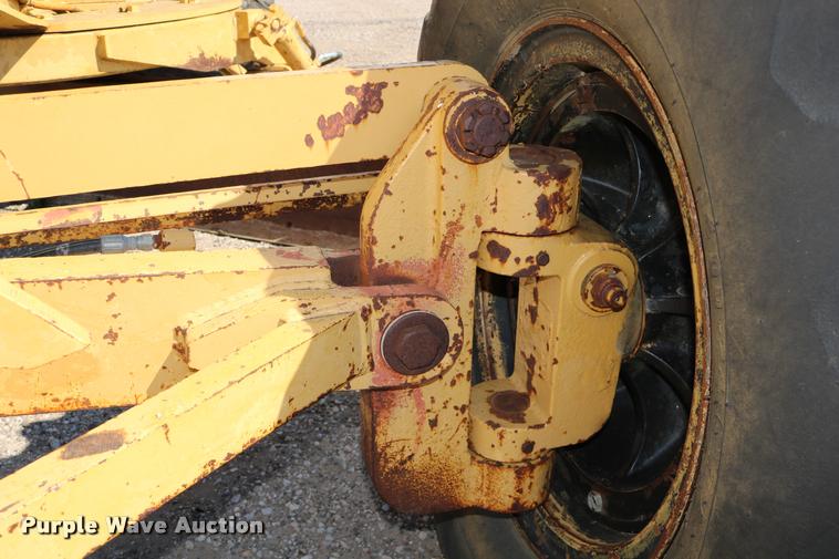 image for item DD0225 1982 Galion A500 motor grader