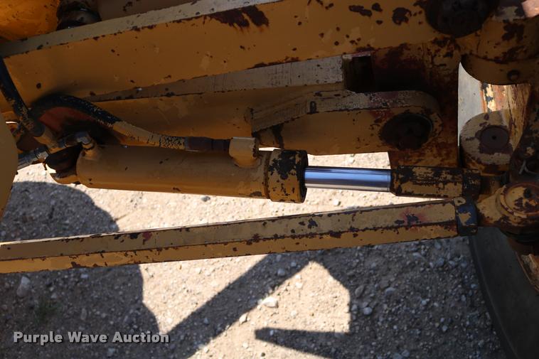 image for item DD0225 1982 Galion A500 motor grader