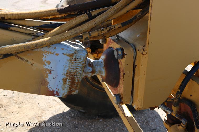 image for item DD0225 1982 Galion A500 motor grader