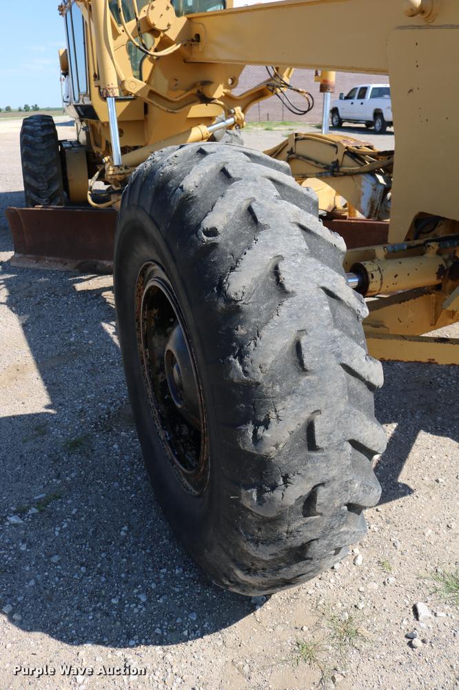 image for item DD0225 1982 Galion A500 motor grader