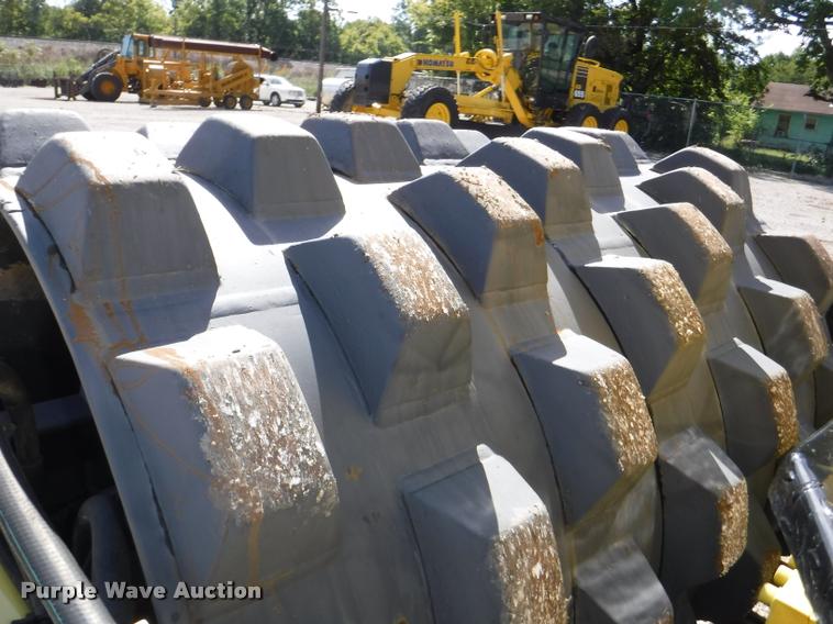 image for item DD0868 1987 Bomag BW142PDB padfoot roller