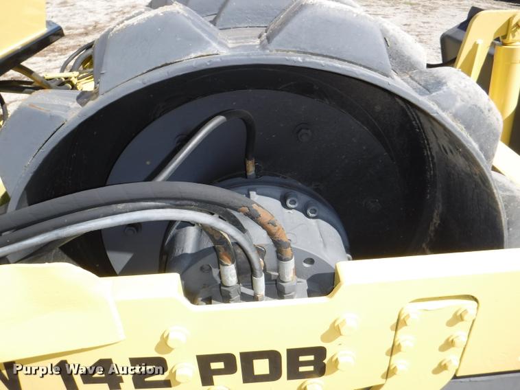 image for item DD0868 1987 Bomag BW142PDB padfoot roller