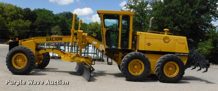 image for item DD0872 1996 Galion 850B motor grader