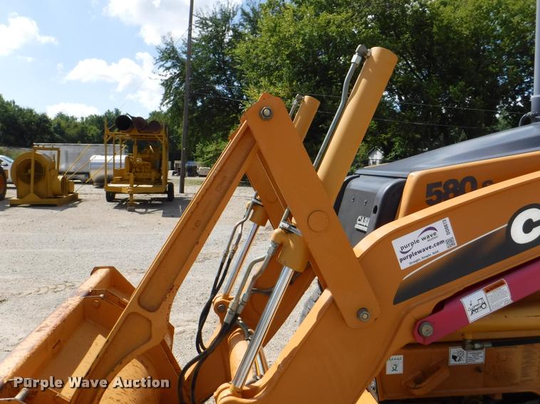 image for item DD0873 2004 Case 580 Super M backhoe