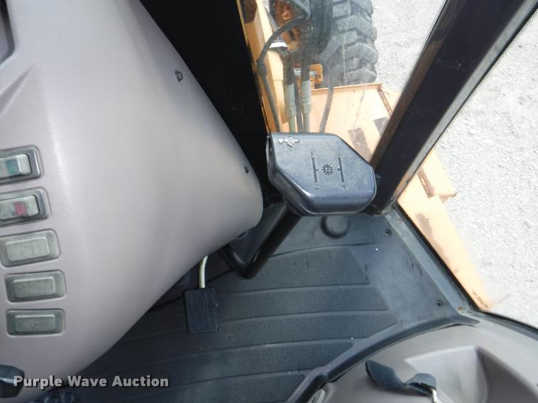 image for item DD0873 2004 Case 580 Super M backhoe