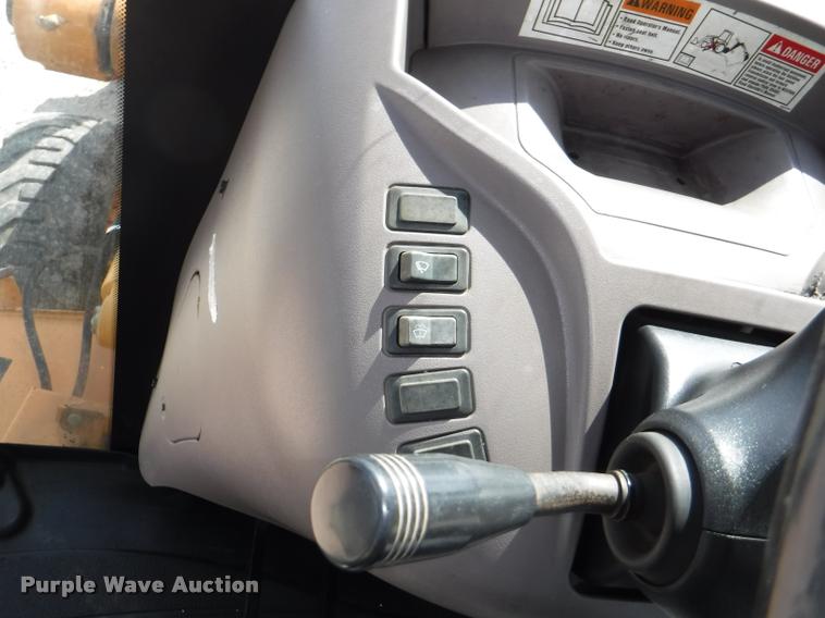 image for item DD0873 2004 Case 580 Super M backhoe