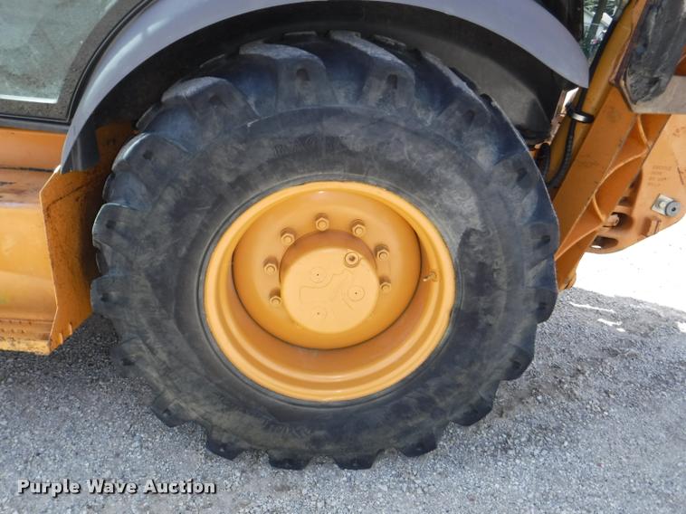 image for item DD0873 2004 Case 580 Super M backhoe