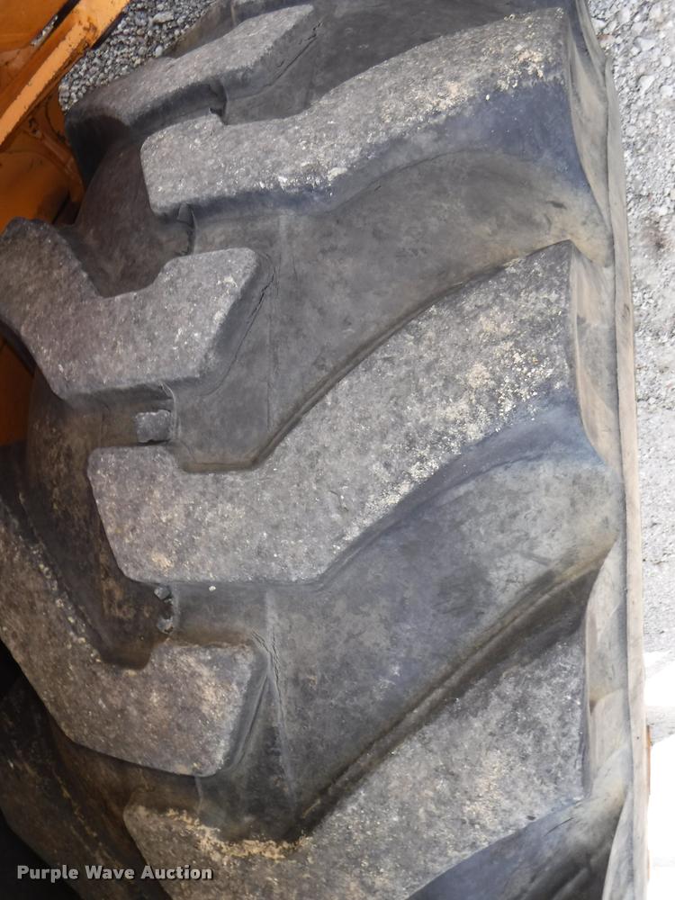 image for item DD0873 2004 Case 580 Super M backhoe