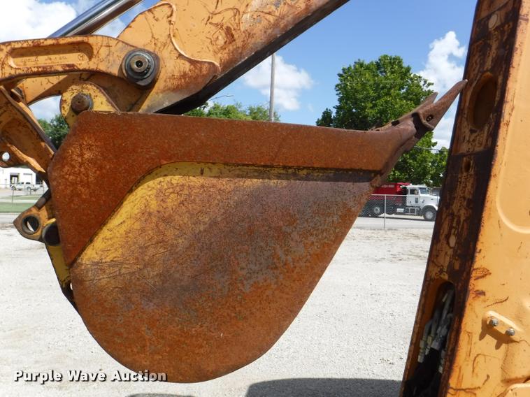 image for item DD0873 2004 Case 580 Super M backhoe