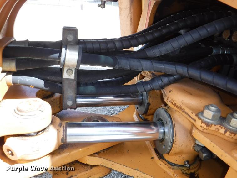 image for item DD0873 2004 Case 580 Super M backhoe