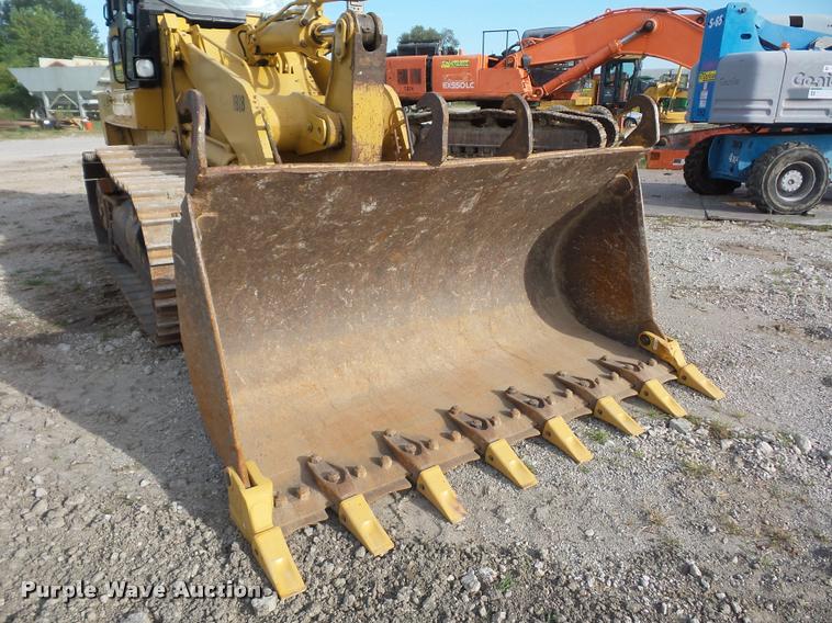 image for item DD1567 2004 Caterpillar 963C track loader