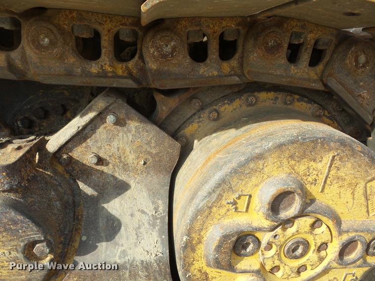 image for item DD1567 2004 Caterpillar 963C track loader