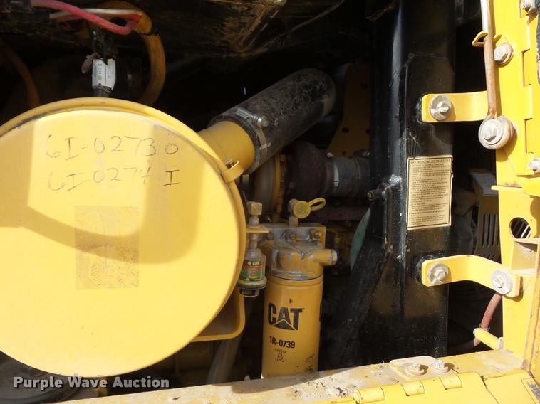 image for item DD1567 2004 Caterpillar 963C track loader