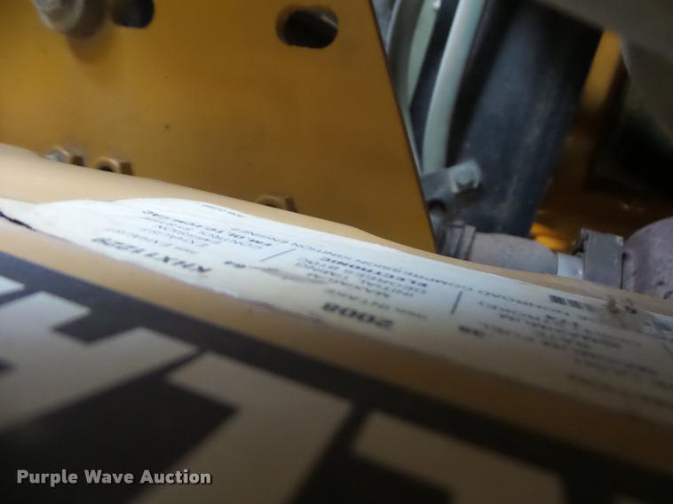 image for item DD1567 2004 Caterpillar 963C track loader