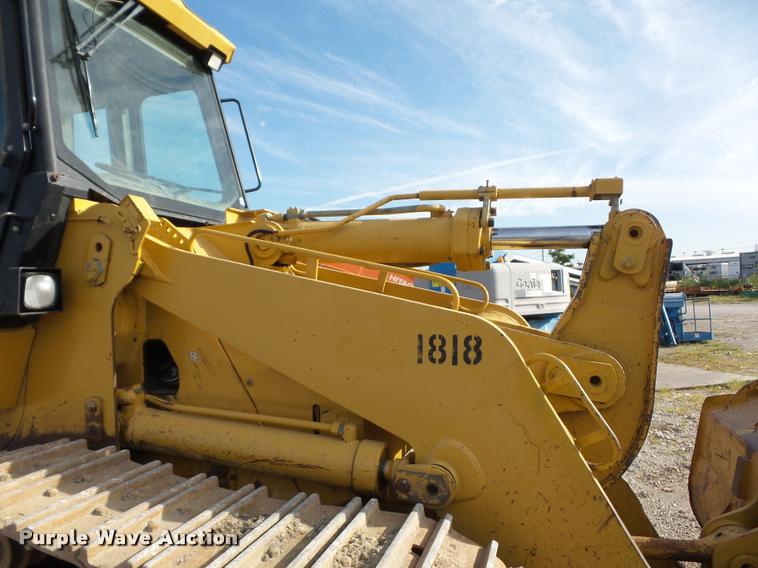 image for item DD1567 2004 Caterpillar 963C track loader