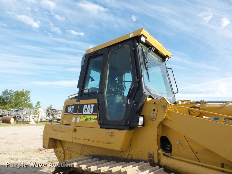 image for item DD1567 2004 Caterpillar 963C track loader