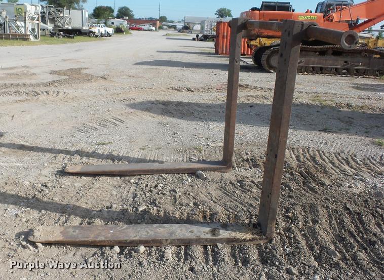 image for item DD1567 2004 Caterpillar 963C track loader