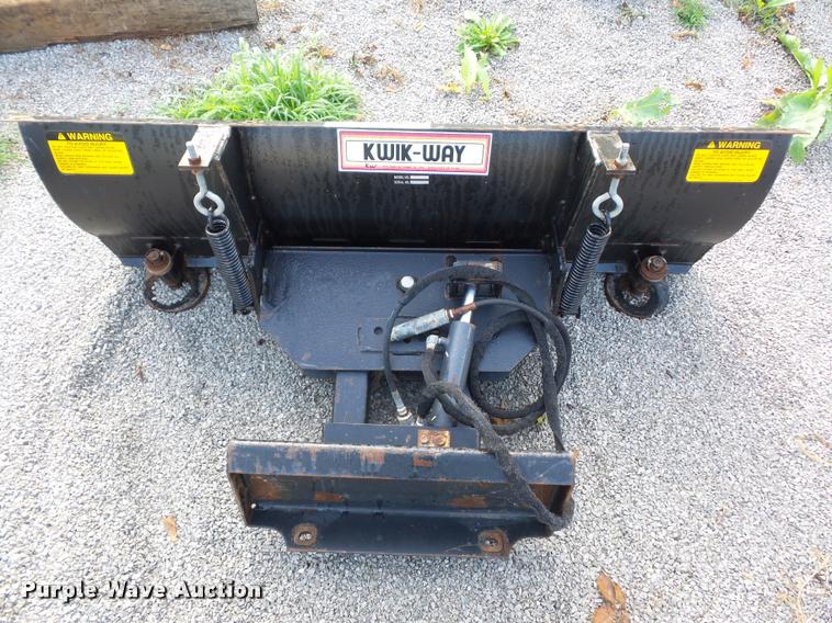Quick Way 352770 mini skid steer snow plow in Independence, MO Item