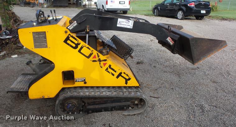 image for item DD1582 Boxer TD327 utility loader