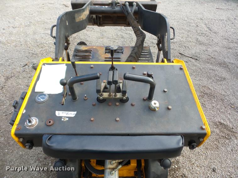 image for item DD1582 Boxer TD327 utility loader