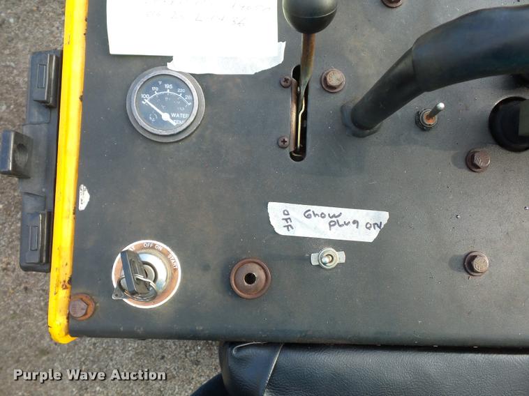 image for item DD1582 Boxer TD327 utility loader