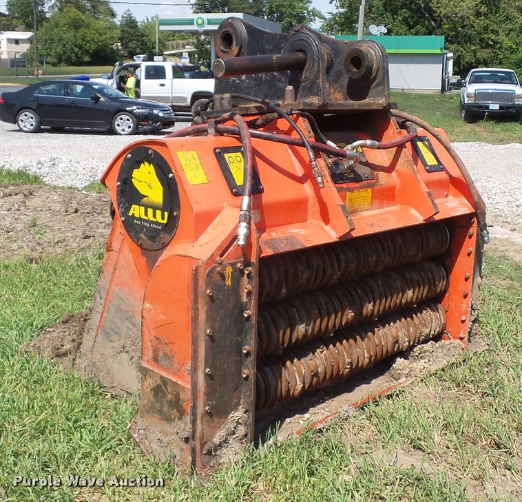 image for item DD1583 2011 Allu DH-3-17 crushing/screening bucket